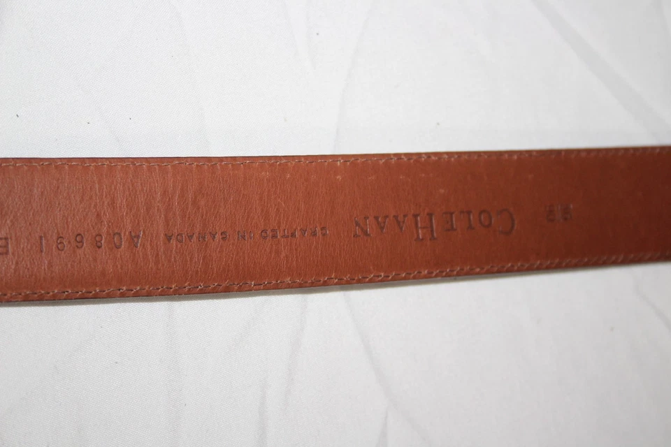 Cinturón de cuero marrón COLE HAAN 36 para hombre hecho a mano en Canadá 42" de largo Foto 3 de 4