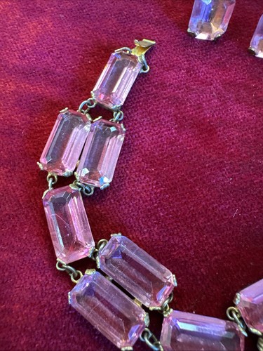 Beautiful 1930-1950 Pink Facited Crystal Bracelet With Matching Clip On Earrings - Picture 2 of 10