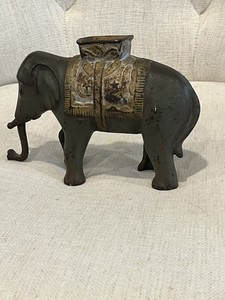Vintage Cast Iron Elephant Bank  1900s Still Bank