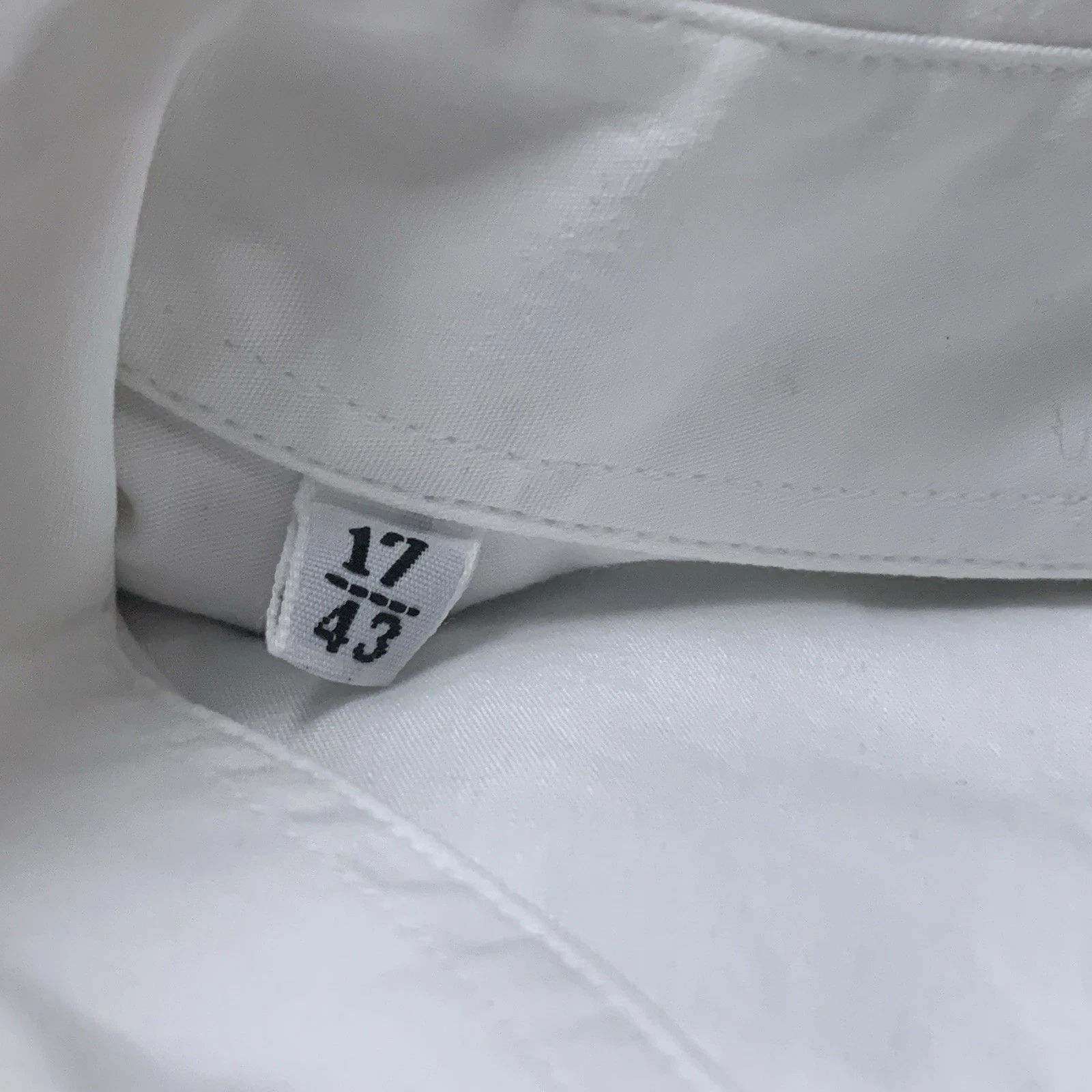 Camicia Moschino economica e chic con bottoni bianca taglia 17 43 XL ricamata