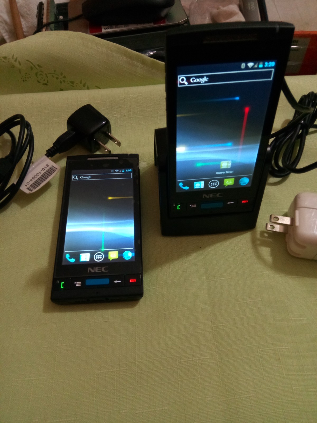 LOT OF 2 NEC G966 SMART DECT/WIFI HANDSET WITH 1 ONLY BASE