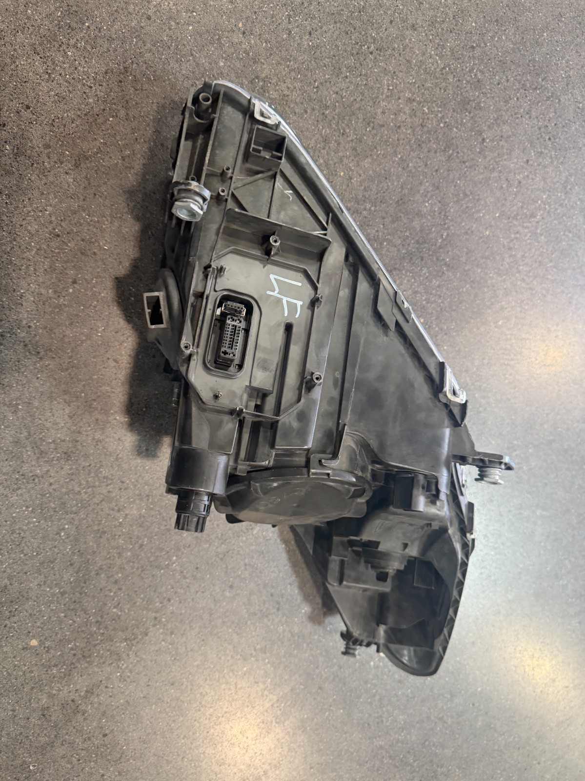 Maserati GranTurismo 2013-2016 LEFT Headlight P/N 294587