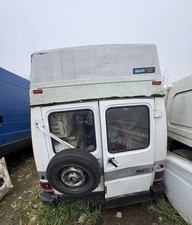 Mk1 Renault Trafic Windscreen Wiper Motor