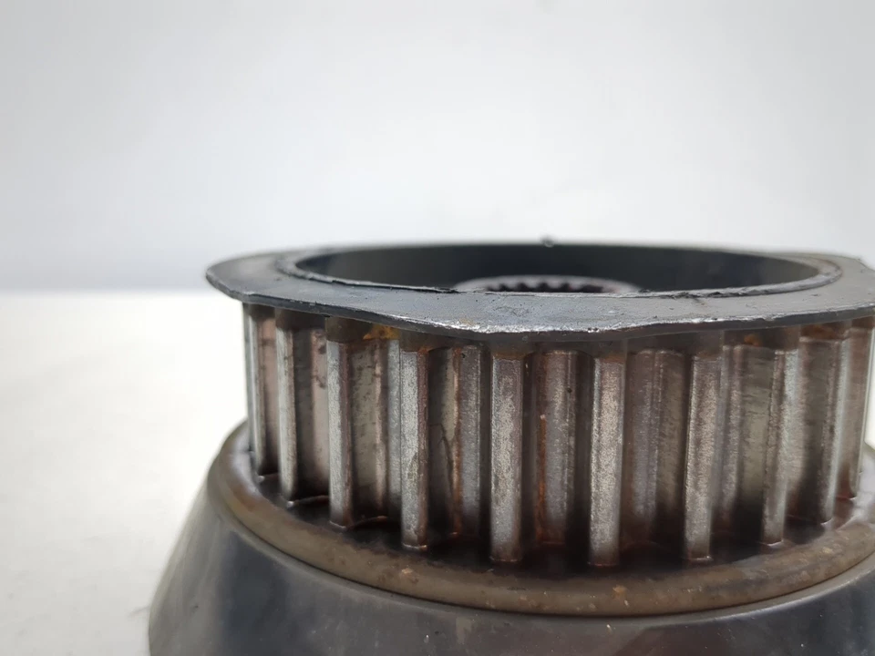 08-12 Can Am Spyder Roadster RS-S SE5 Front Wheel Pulley - Image 2 of 4