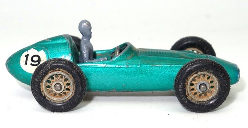LESNEY MATCHBOX NO. 19 ASTON MARTIN DBR5 RACE CAR