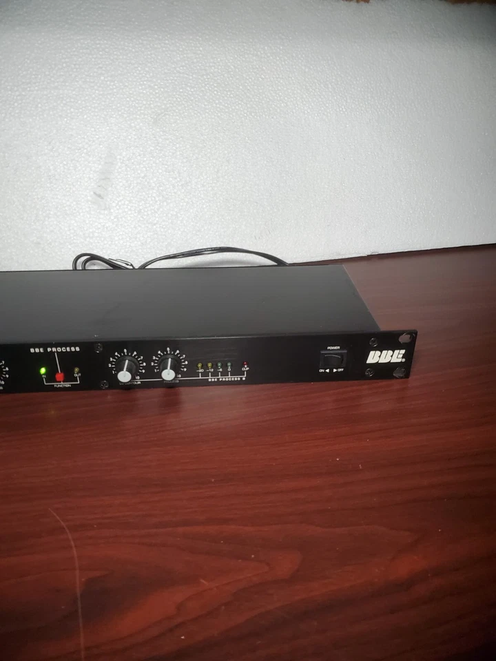 BBE 462 Stereo Sonic Maximizer 2-Channel Signal Processor Powers on! #69 - Image 3 of 4