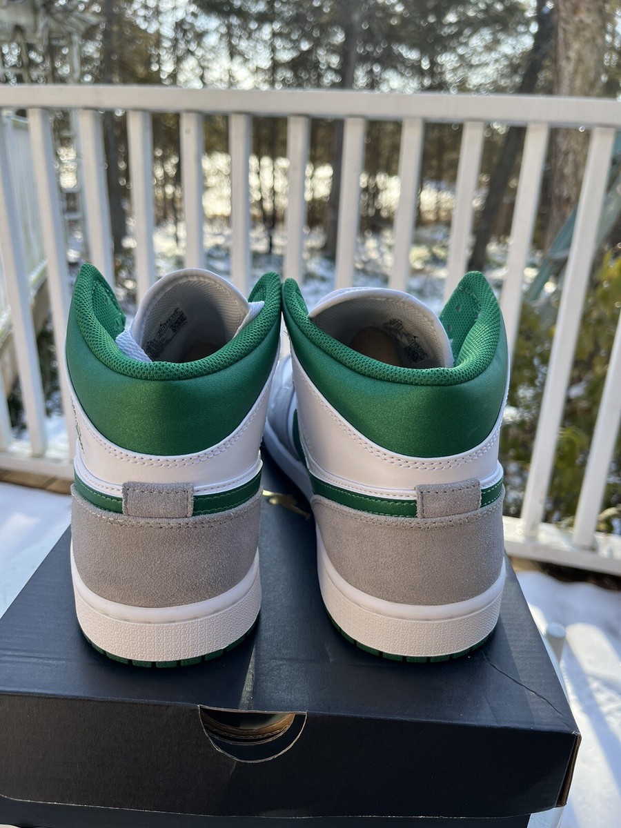 Air Jordan 1 Mid SE Mens Size 11.5 White Pine Green Light Smoke