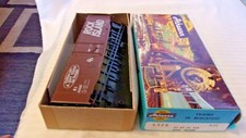 HO Scale Athearn 50' Box Car, Rock Island, Cushion Car, Brown, 35062 BNOS
