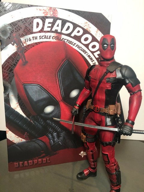 hot toys deadpool