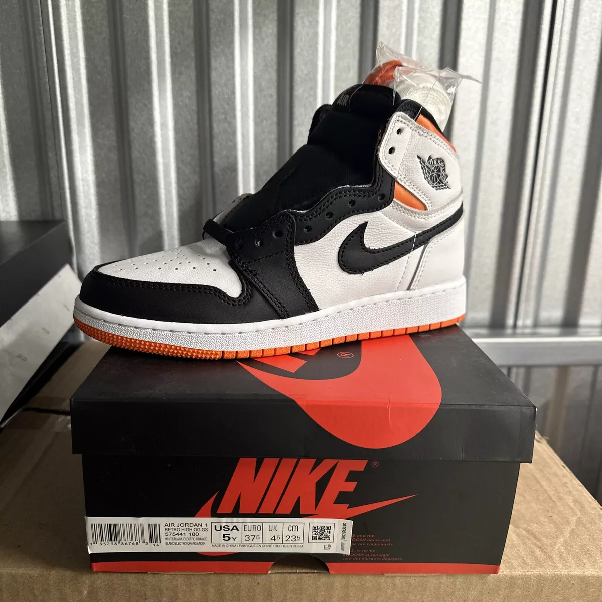 Nike GS Air Jordan 1 Retro High OG \