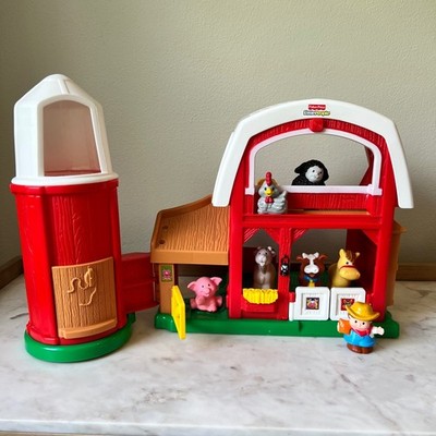Vintage Fisher-Price Little People Farm Barn w/ Animals & Silo WORKS
