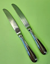 2 WALLACE BERKSHIRE DINNER KNIVES