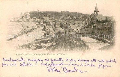 Etretat La plage et la ville
