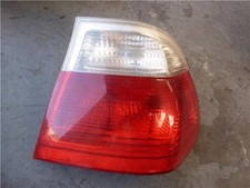 Feu arrière BMW 320