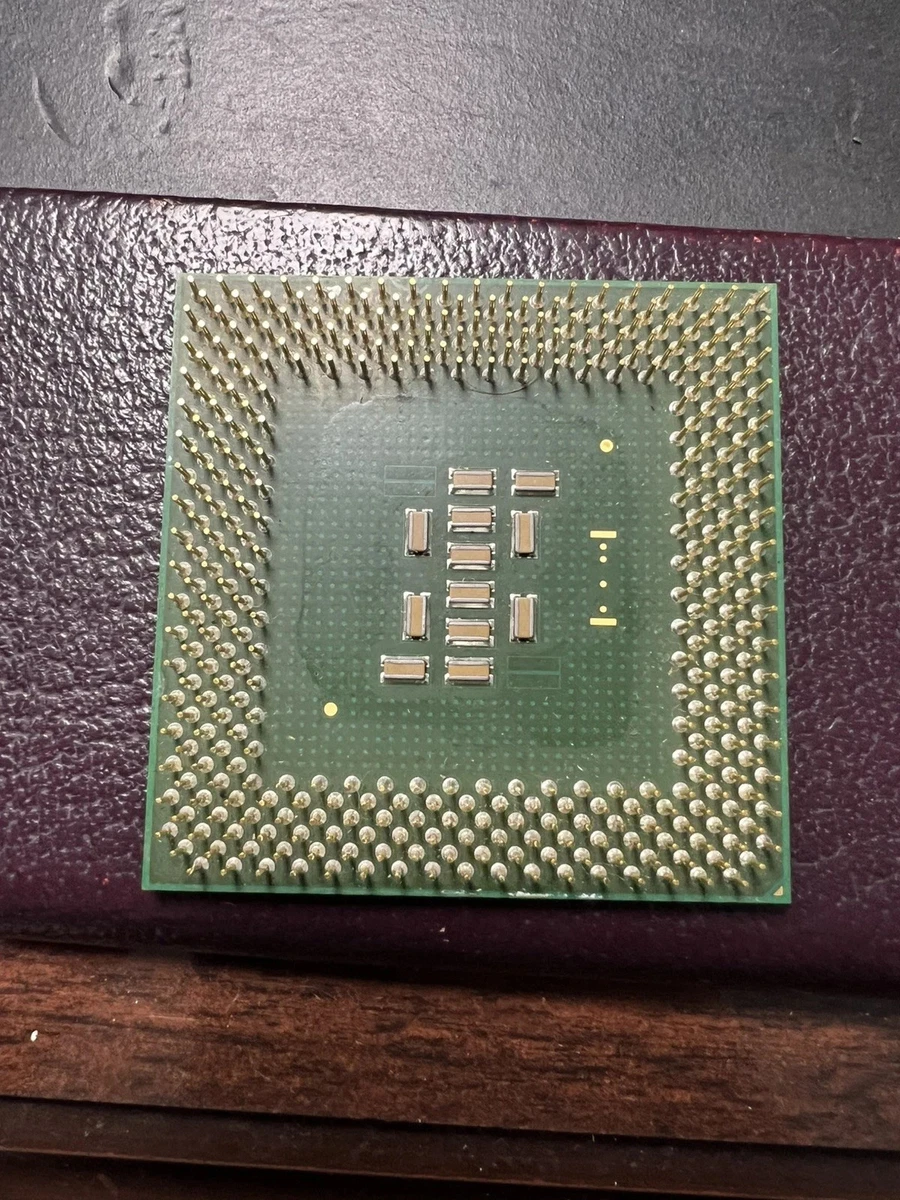 Processeur Intel P3 866/256/133/1.7V, SL4CB, Skt 370