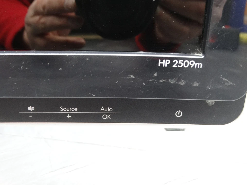 HP 25in LCD Color Monitor 2509m HDMI VGA DVI - Image 3 of 4