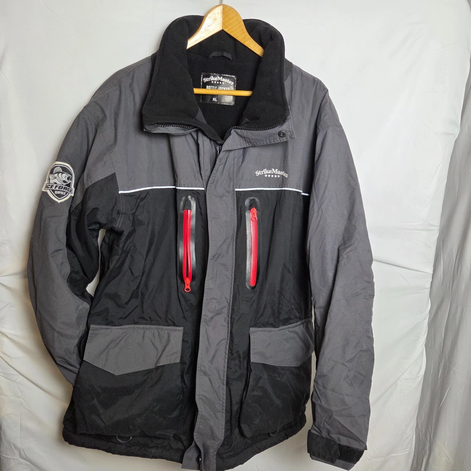 Strikemaster Ice Fishing Jacket XL Black Gray Nylon Insulated Full Zip