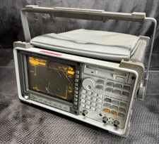 HP Agilent 35670A Dynamic Signal Analyzer Powers On *Damaged Display* VGC!