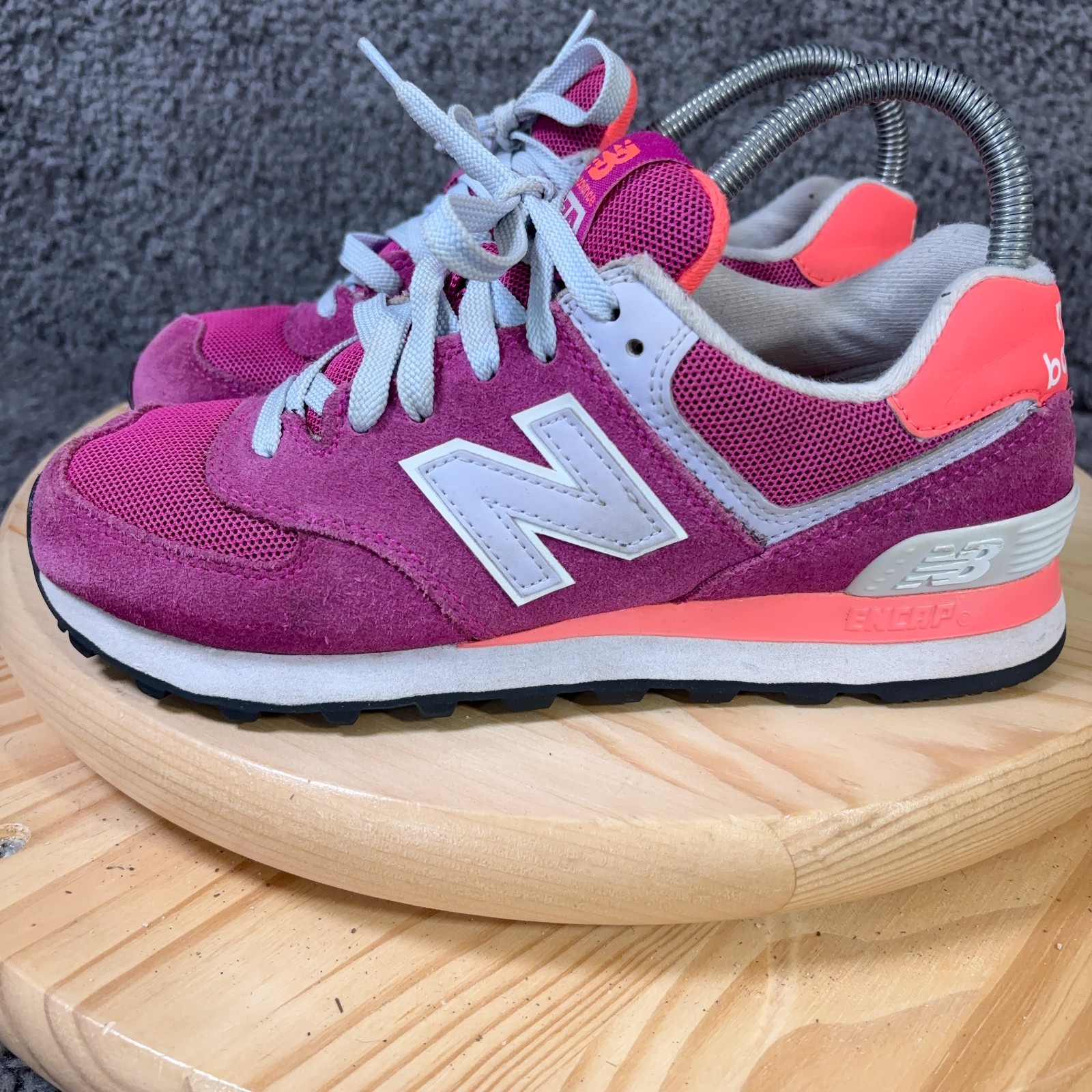 Womens Size 7 Pink Suede Mesh Core Casual Sneakers