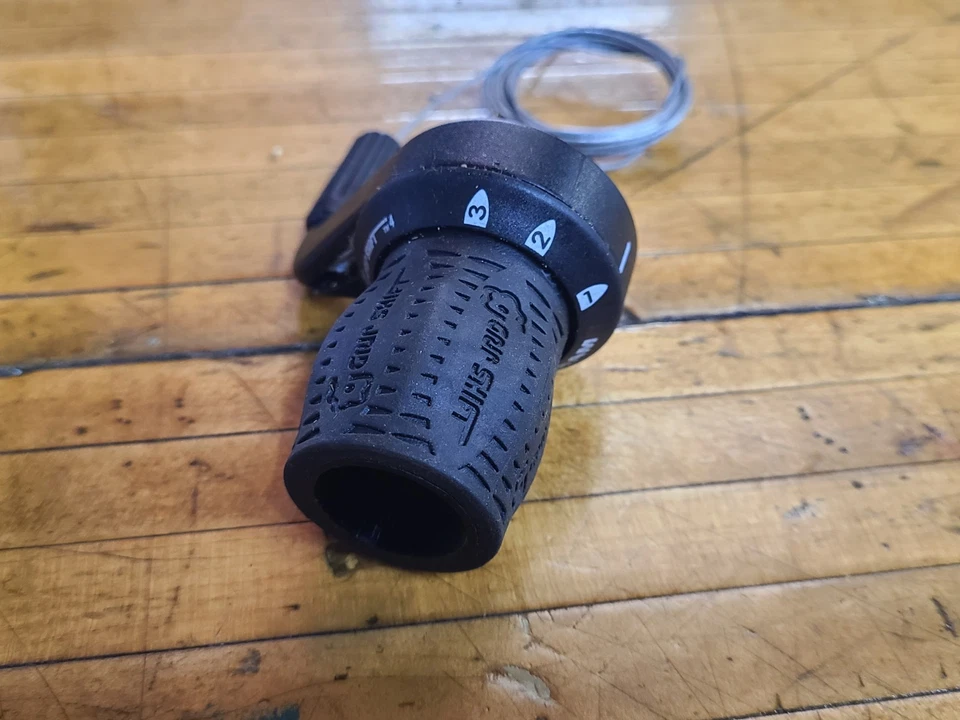 SRAM MRX200 Bike Bicycle Twist Grip Gear 3 Speed Shifter Left - Image 2 of 4