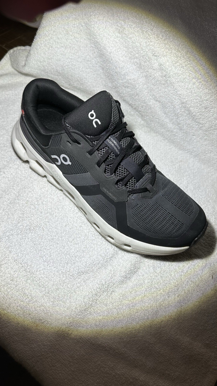 ON Cloudrunner 2 Eclipse Black Men’s 11D - image 11