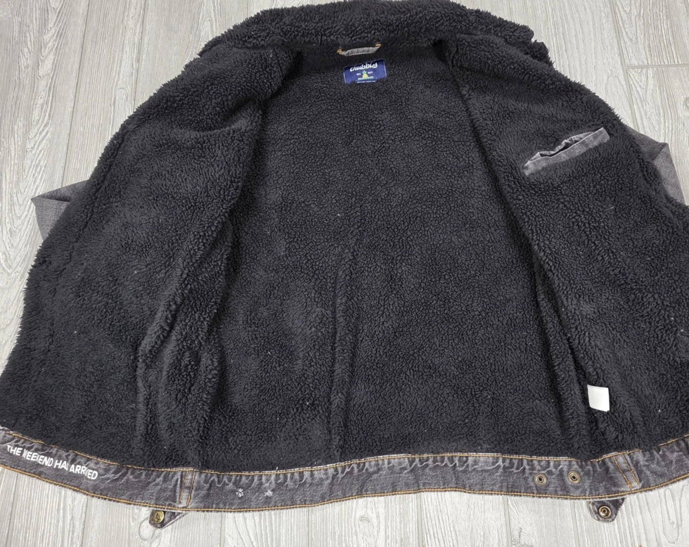 Chubbies Men's Fade Gray Denim Sherpa Black Lined Trucker Jacket Pockets Size M - product detail image 10