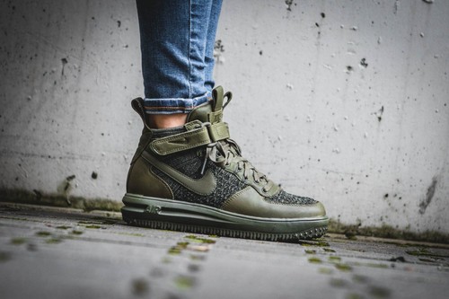 NIKE LUNAR FORCE 1 FLYKNIT BOOTS Women 