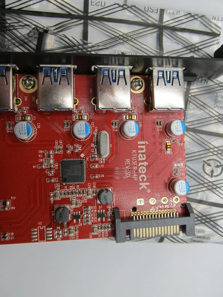Tarjeta de expansión Inateck KTU3FR-4P 4 puertos USB 3.0 Foto 3 de 4