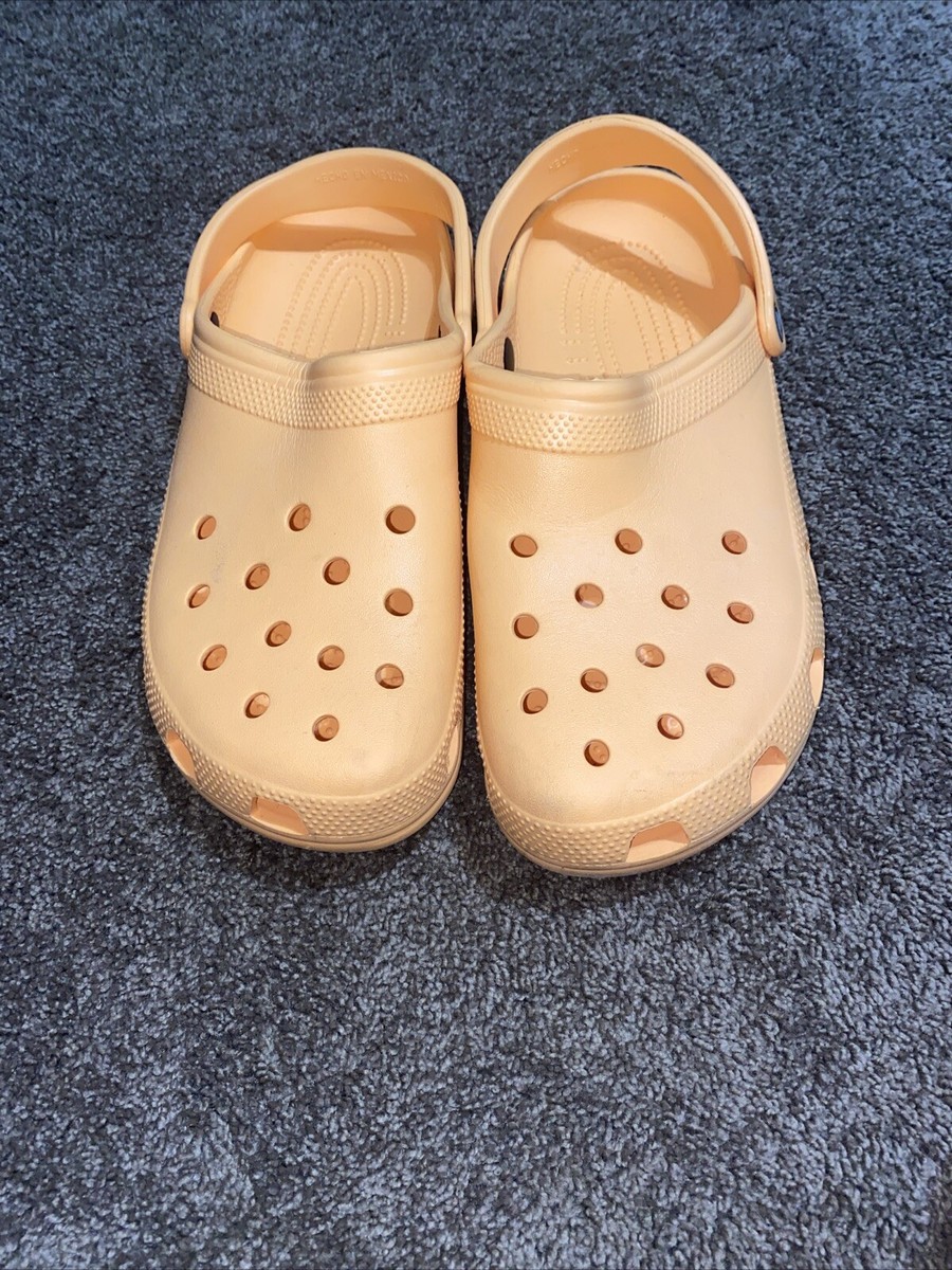 Crocs Classic Orange Peach Comfort Clogs Shoes Men's Sz 12