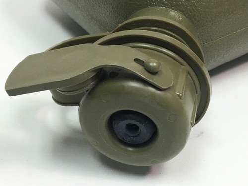 NUEVO Militar de 2 Cuartos Cantina 2 Qt Plegable M-1 NBC Gorra Química BPA Libre de OD - Imagen 10 de 12