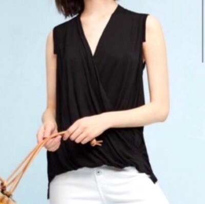 Anthropologie Akemi + Kin black sleeveless drape front blouse women's size small