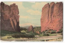 Postcard 1910 Gateway Garden of the Gods Pikes Peak in Distance, CO VTG ME8.