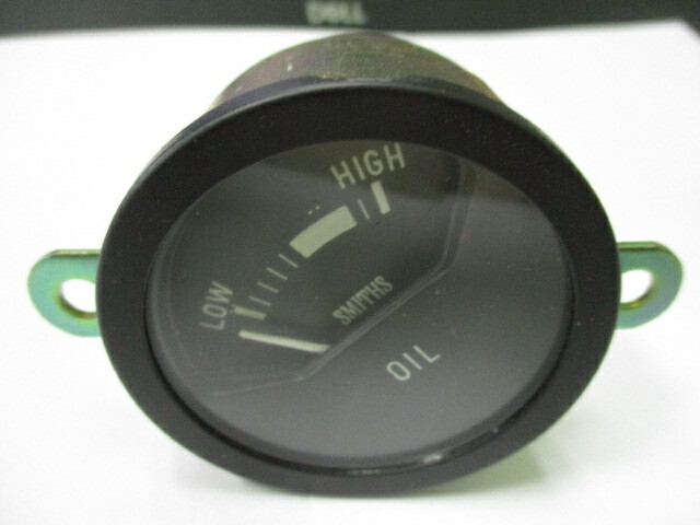 Rolls Royce Silver Shadow, Corniche oil pressure gauge UD11671 NOS Smiths PT2404