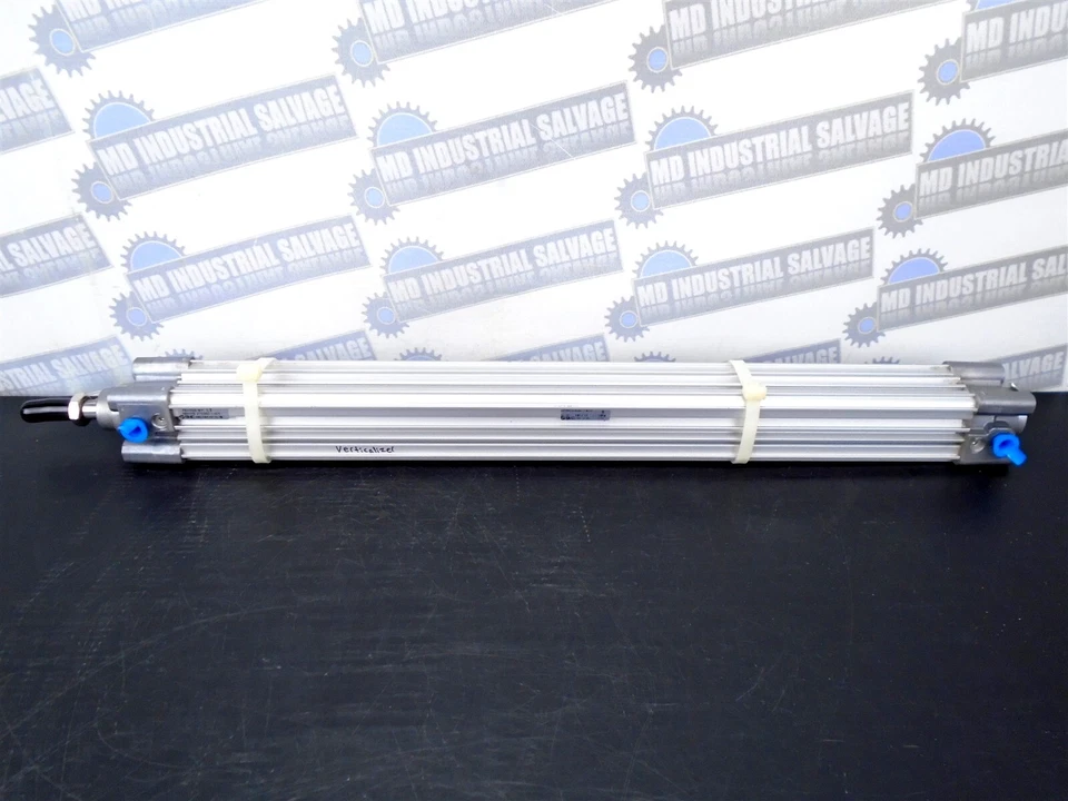 SMC - CP96SDB32-410C - C96 32mm DBL ACCIONAMIENTO TIE ROD CILINDRO - (NUEVO en CAJA SMC) Foto 2 de 4