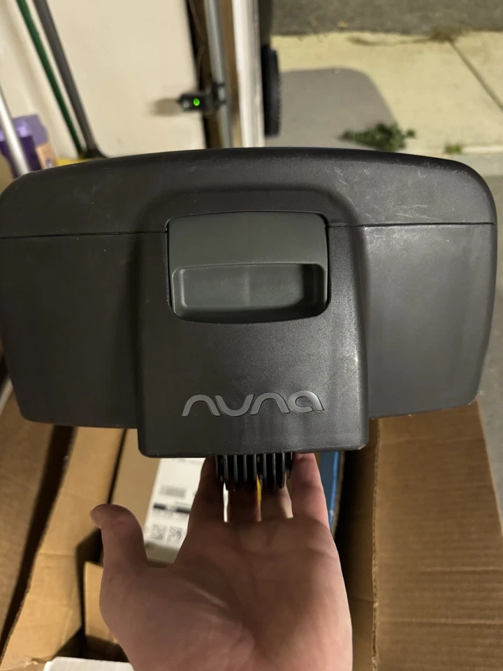 Многопозиционное детское автокресло Nuna PIPA только основание модель IF-02-001 #NO2238 (AR) - Изображение 2 из 4