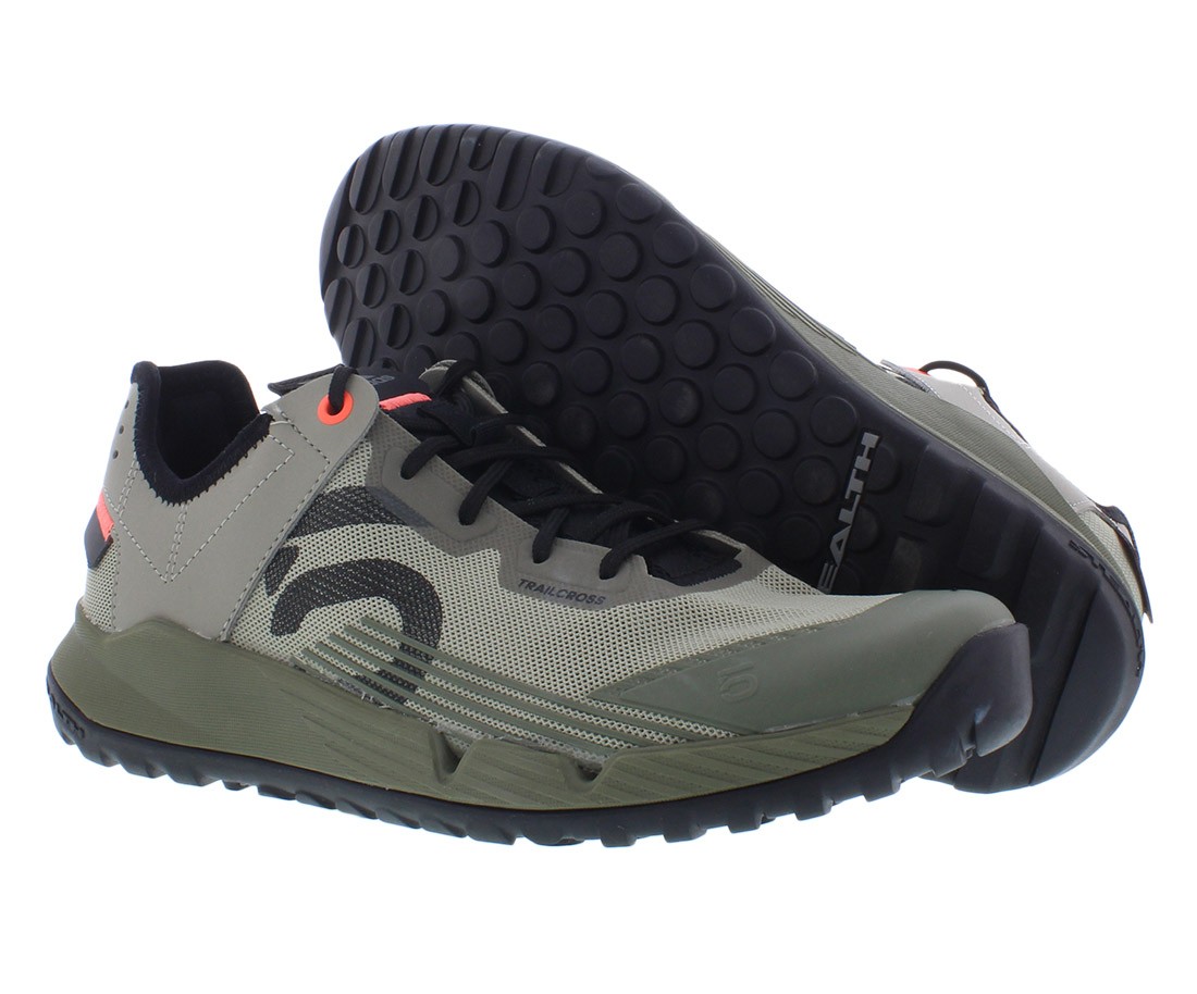 Мужская обувь Adidas 510 Trailcross Lt Размер 10 Цвет Серый с перьямиЧерныйSignal 34190₽