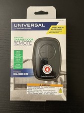 Ouvre-porte de garage Universal by Chamberlain REMOTE 2 boutons neuf dans sa boîte, scellé. 