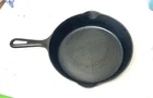 Vintage Griswold #6 Cast Iron Skillet Small Logo 699 Erie PA Sits Flat Greatcond