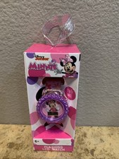 Disney Junior Minnie Mouse Girls Flashing LCD Light Up Watch With Pearlized Case