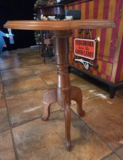 Spirit Seance Table Moves and Shakes Eugene Burger Bizarre Magic Trick Mentalism