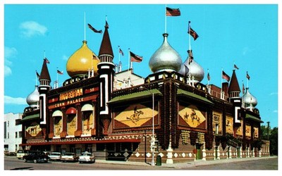 Vintage Postcard World s Only Corn Palace Mitchell South Dakota