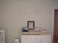 Piękne wiszące litery o nazwie "nadia" dekoracja ścienna