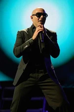 Pit Bull performs at DIRECTV'S 7th celebrity Beach Bowl at DTV Sup- 2013 Photo 1