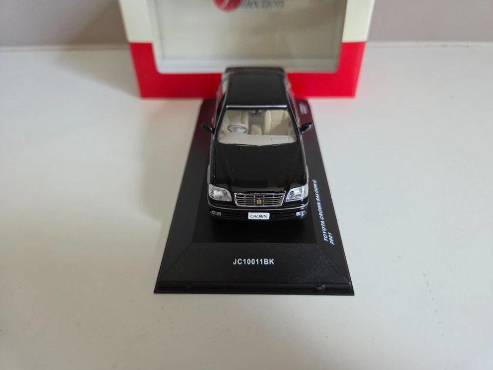 Kyosho J-Collection 1/43 Toyota Crown Saloon G - Negro - 2001 - JC10011BK - Imagen 2 de 4