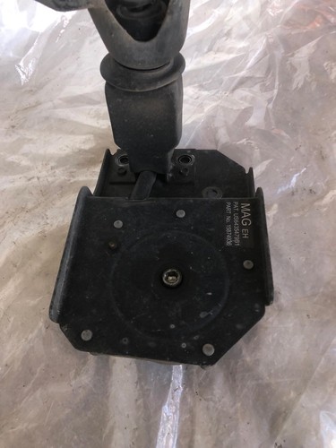 2007 CADILAC SRX REAR SPARE TIRE CARRIER HOIST CABLE LIFTER 15874936 Used - Picture 5 of 18