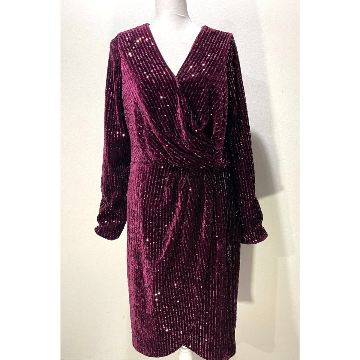 julia jordan velvet sequin dress Julia Jordan dress sequin Burgundy red festive holiday disco night women 14