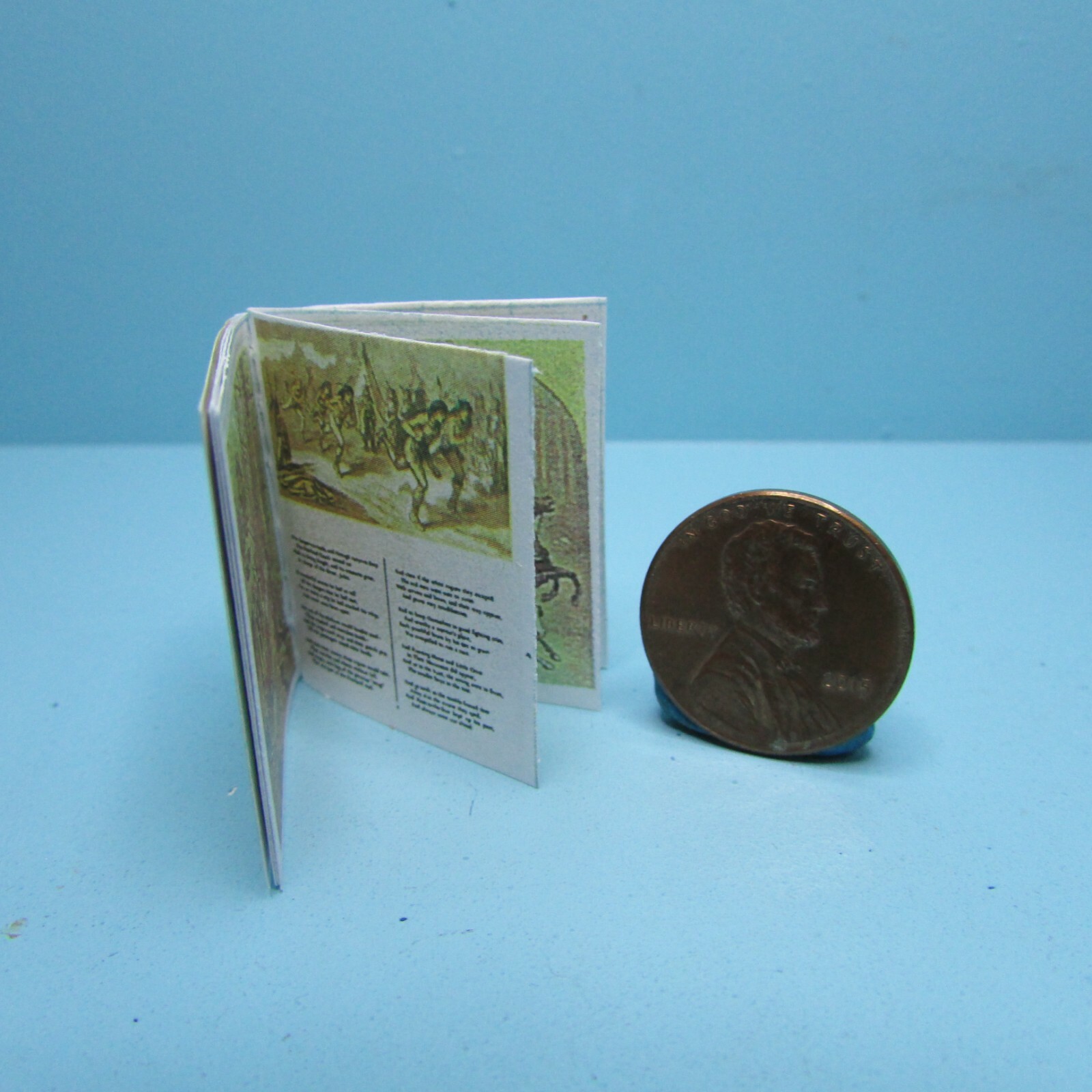 Dollhouse Miniature Replica Readable Buffalo Bills Wild West Book CAR1640