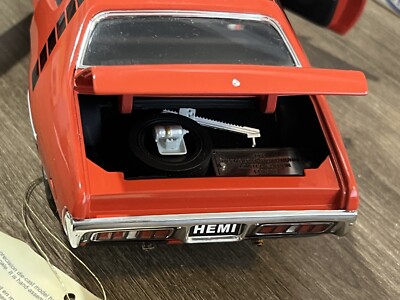 ダッジ　チャレンジャー R/T　４２６HEMI　フランクリン・ミント 1/24 1971 PLYMOUTH ROAD RUNNER 426 HEMI TOR RED 1/24 FRANKLIN