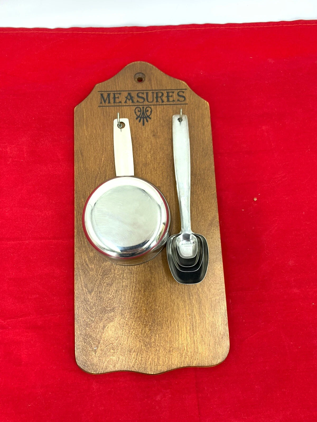 Vintage Kitchen Utensils Measuring Spoon Set & Cup On Wood Board