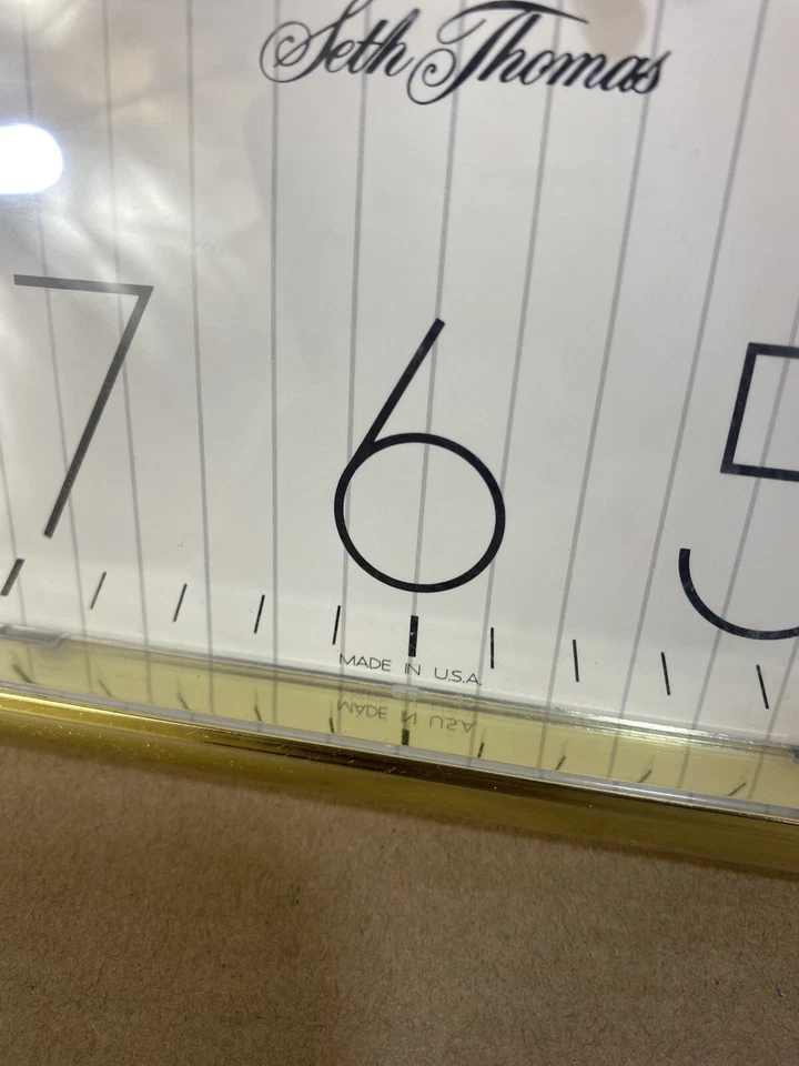 Reloj de Pared Redondo MCM De Colección Cuarzo Acrílico Borde Dorado Transparente Años 80 90 Hollywood Moderno Foto 3 de 4